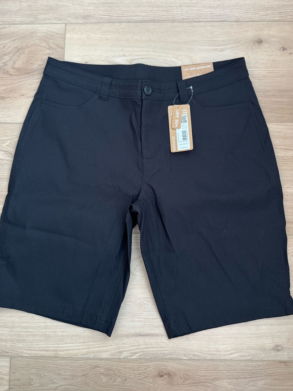 Eddie Bauer Women’s Black WR Rainier Outdoor Adventure Bermuda SHORTS 12 NWT
